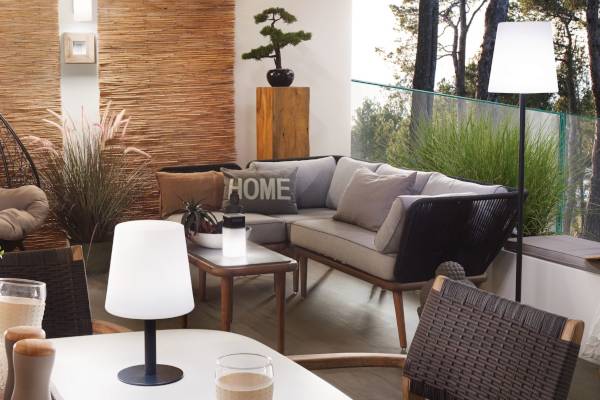 Zur Leuchtenwelt Die Leuchtenwelt