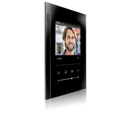 Innenstaion von Jung mit Videoüberwachung