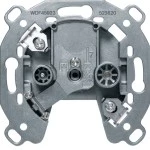 Hager WDF45923 Antennen-Steckdose 2-Loch TV, FM, 20dB Durchgangsdose, Modul-Einsatz UP 